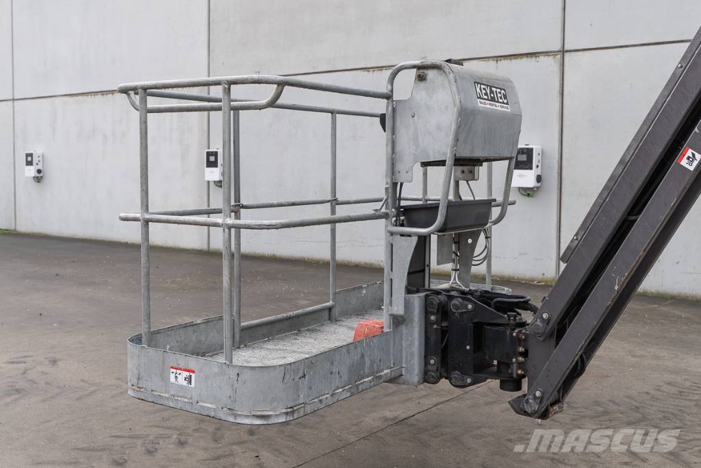 Manitou 200 ATJ Knikarmhoogwerkers