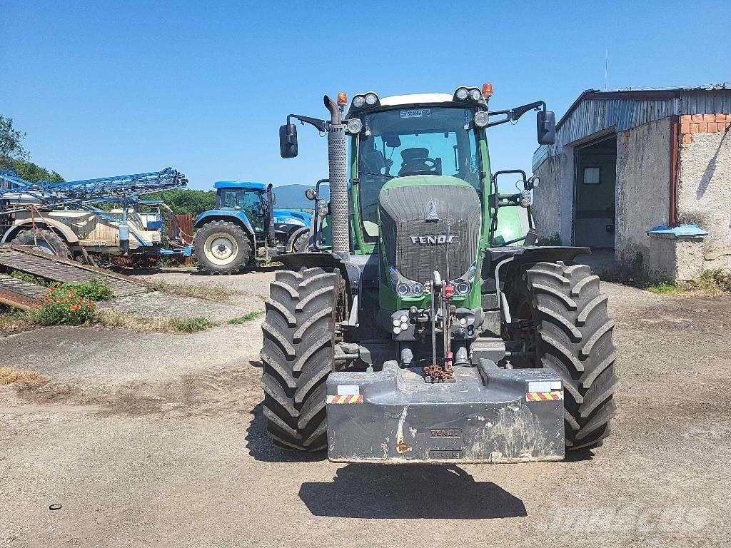 Fendt 828 Vario SCR Profi Tracteur