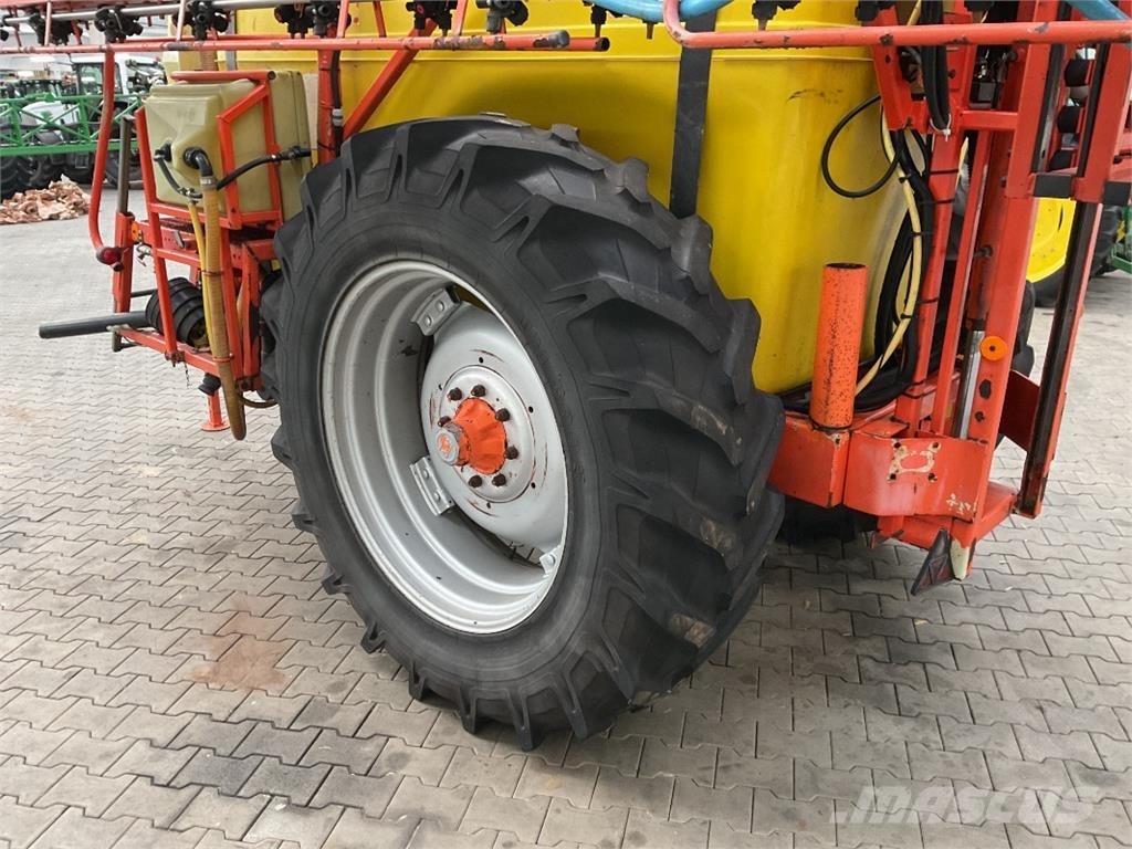 Douven 4000l Getrokken spuitmachines