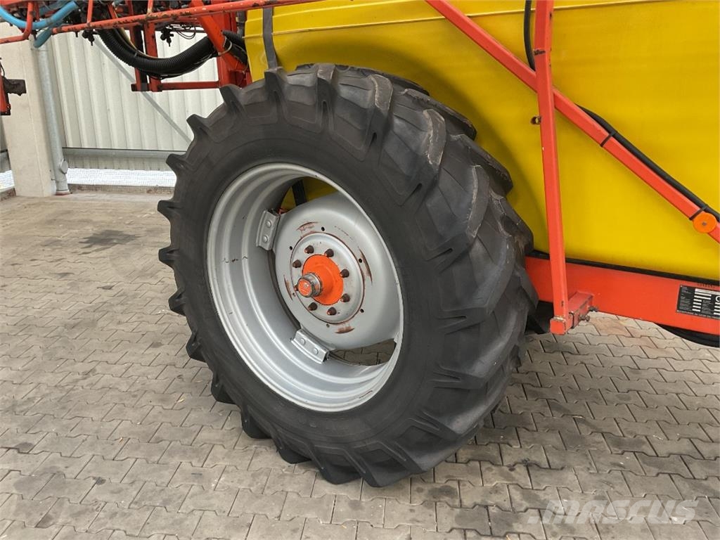 Douven 4000l Getrokken spuitmachines