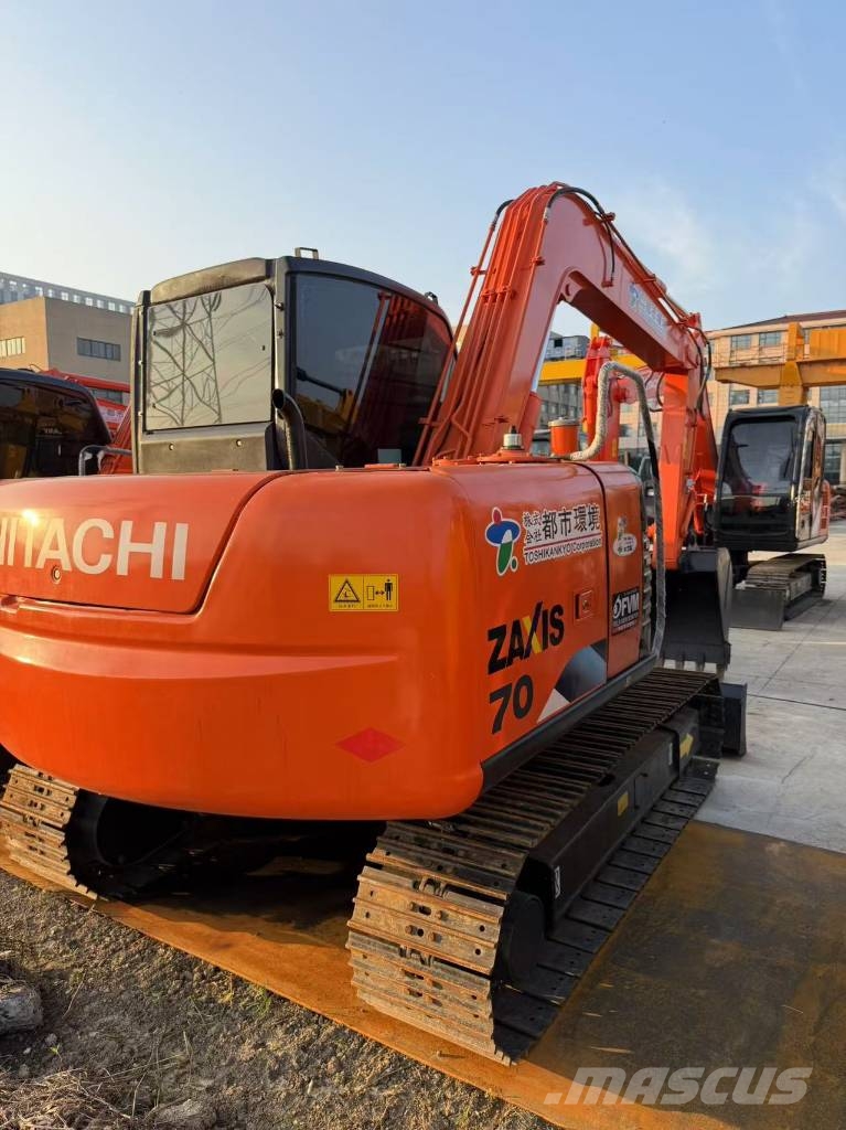 Hitachi Zaxis 70 Εκσκαφείς με ερπύστριες