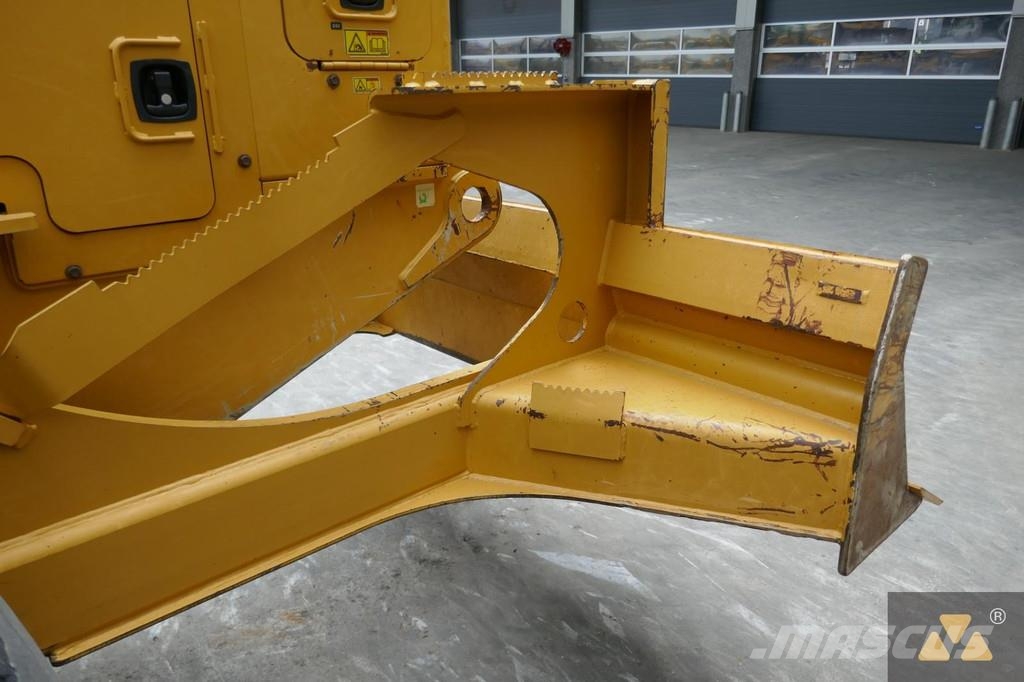 CAT 535D Skidery