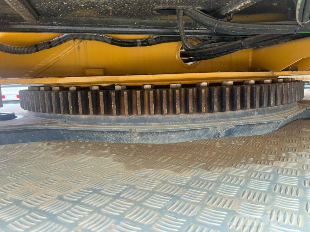 Sany SYM5310JQZ25E Mobiilinosturit