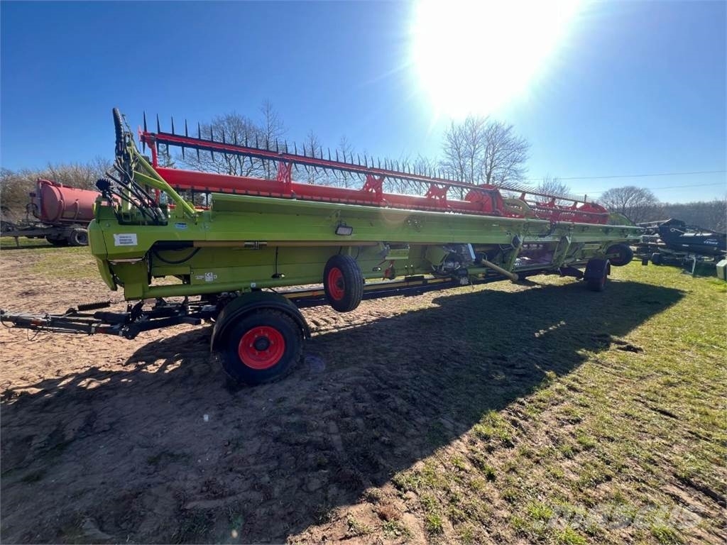 CLAAS Convio 13,80 m Ceifeiras debulhadoras