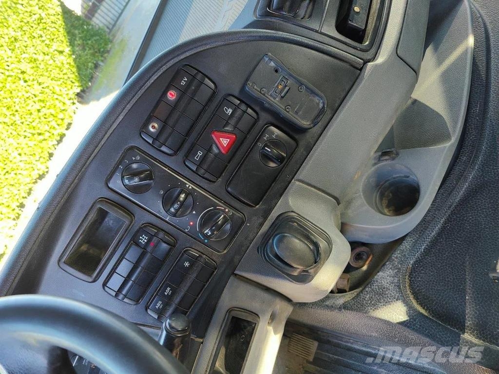 Mercedes-Benz Actros 4151 V8 8x4 Dakdekkerskraan / montagekran P Univerzálne terénne žeriavy