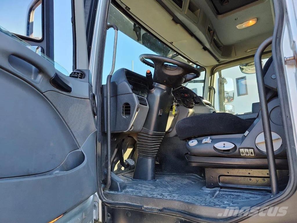Mercedes-Benz Actros 4151 V8 8x4 Dakdekkerskraan / montagekran P Univerzálne terénne žeriavy