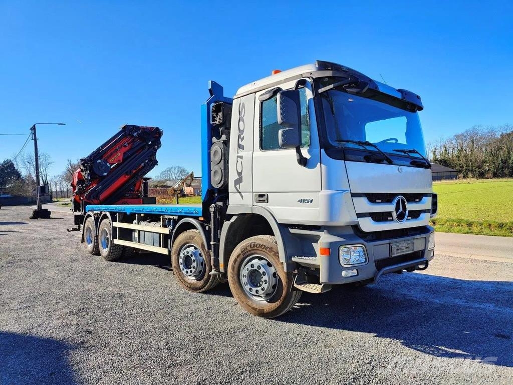 Mercedes-Benz Actros 4151 V8 8x4 Dakdekkerskraan / montagekran P Univerzálne terénne žeriavy
