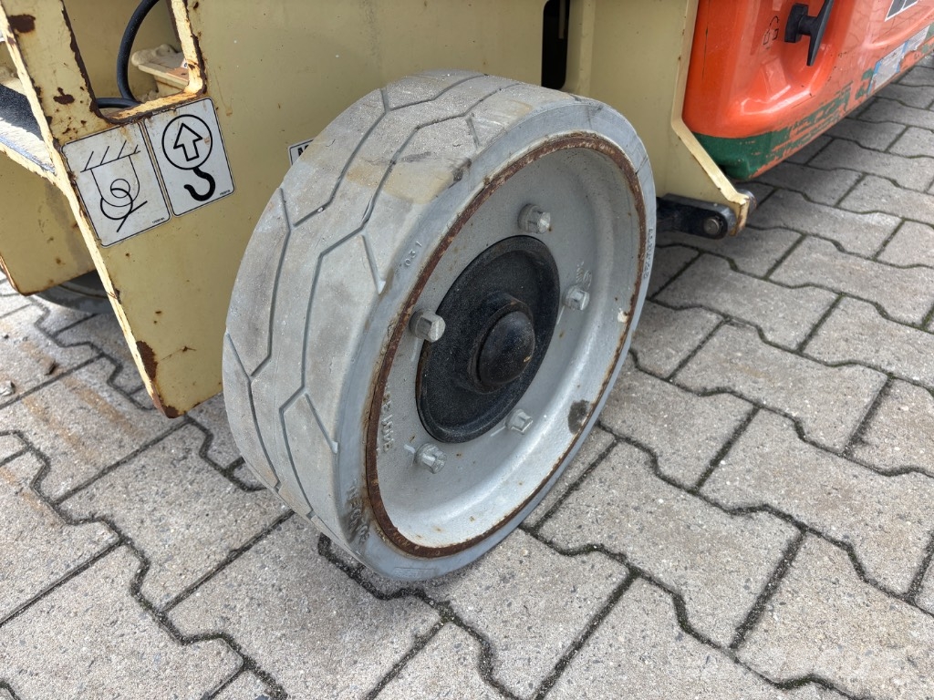 JLG 2630 ES 剪叉式升降机