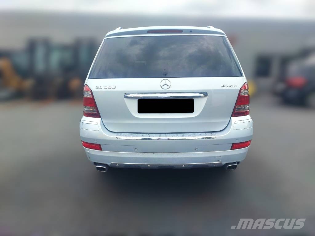 Mercedes-Benz GL 550 Avtomobili