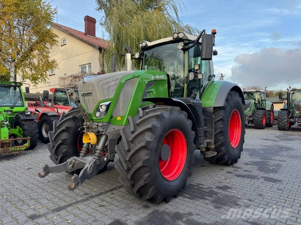 Fendt 828 VARIO PROFI+ PLUS Nature Green / WOM / GPS / الجرارات
