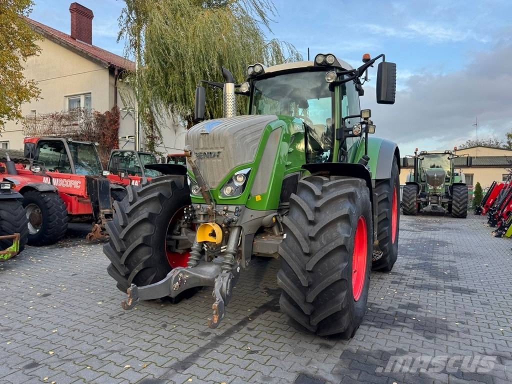 Fendt 828 VARIO PROFI+ PLUS Nature Green / WOM / GPS / الجرارات