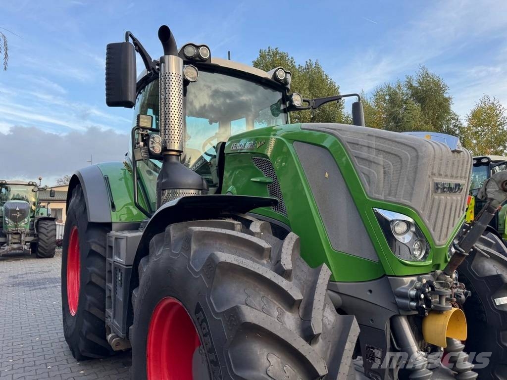 Fendt 828 VARIO PROFI+ PLUS Nature Green / WOM / GPS / الجرارات