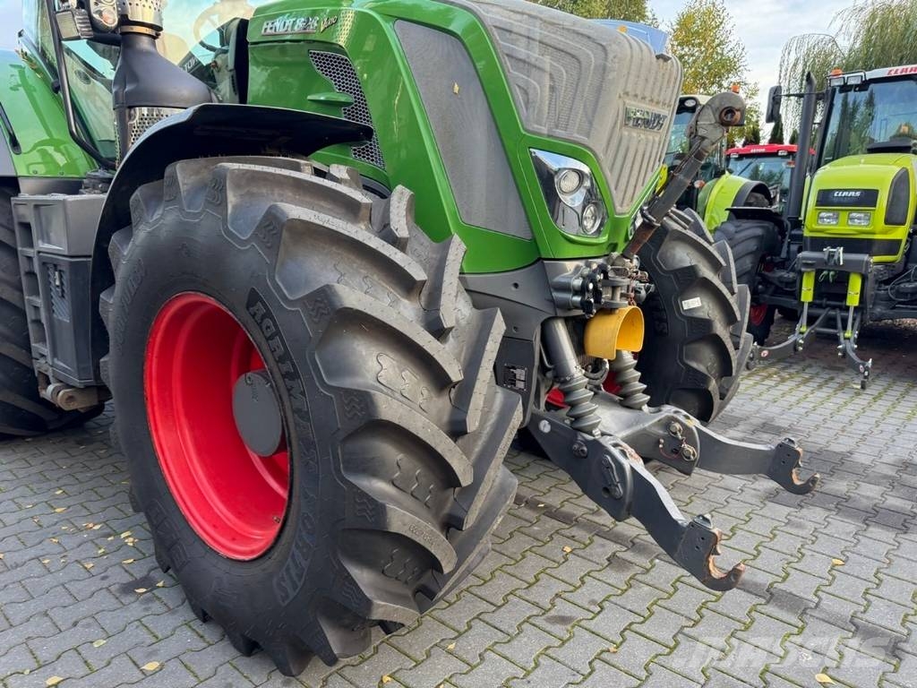 Fendt 828 VARIO PROFI+ PLUS Nature Green / WOM / GPS / الجرارات