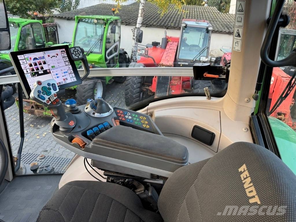Fendt 828 VARIO PROFI+ PLUS Nature Green / WOM / GPS / الجرارات