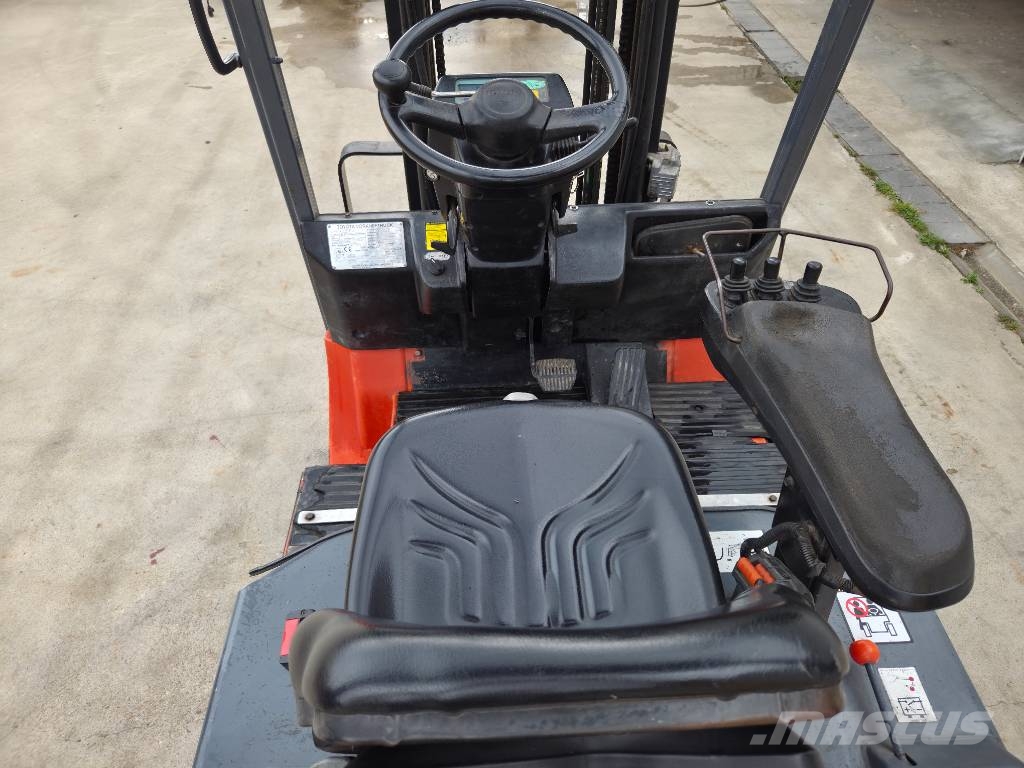 Toyota 7 FBMF 18 Electric forklifts