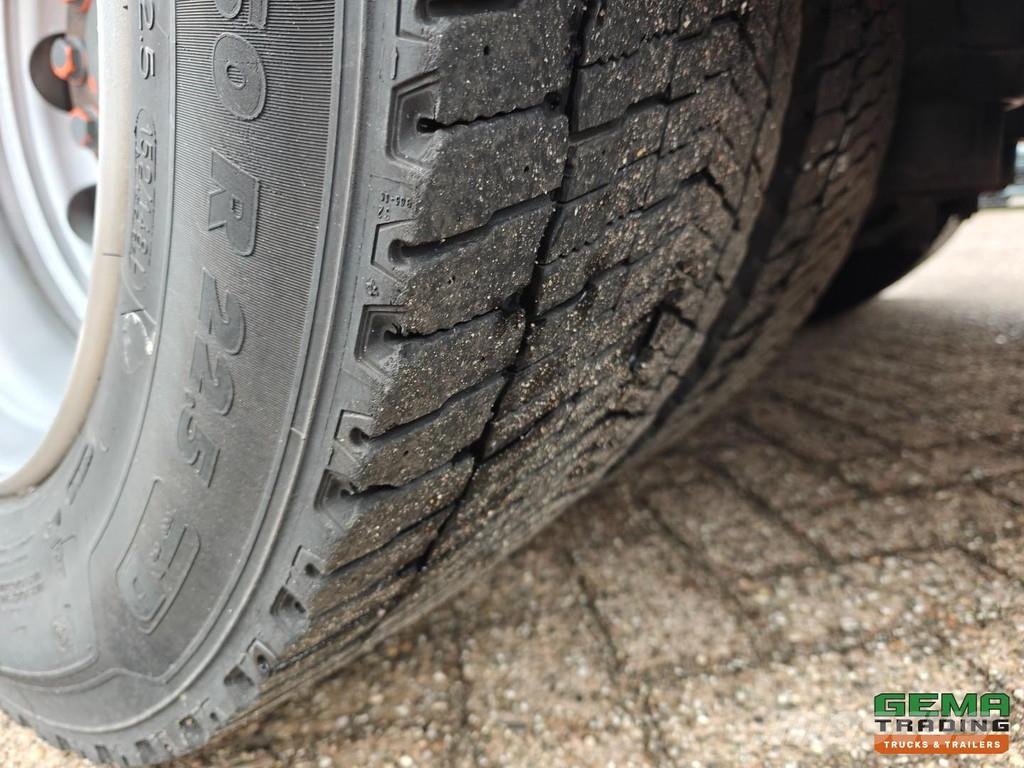 Mercedes-Benz Actros 6x2/4 BigSpace Euro6C Palfinger PK12.501 Re Autoveokid