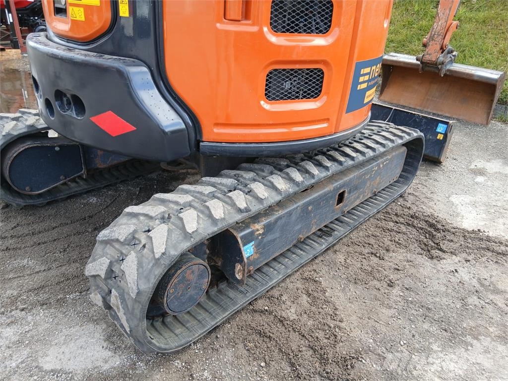 Hitachi ZX33U-6 Міні-екскаватори < 7т