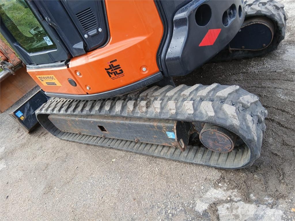 Hitachi ZX33U-6 Міні-екскаватори < 7т
