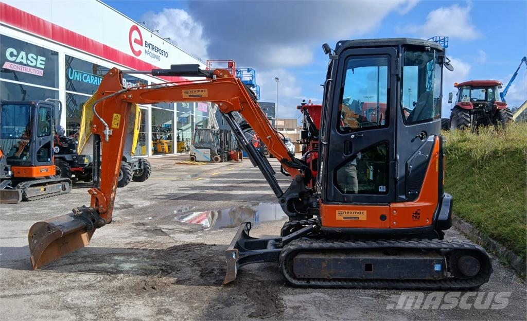 Hitachi ZX33U-6 Міні-екскаватори < 7т