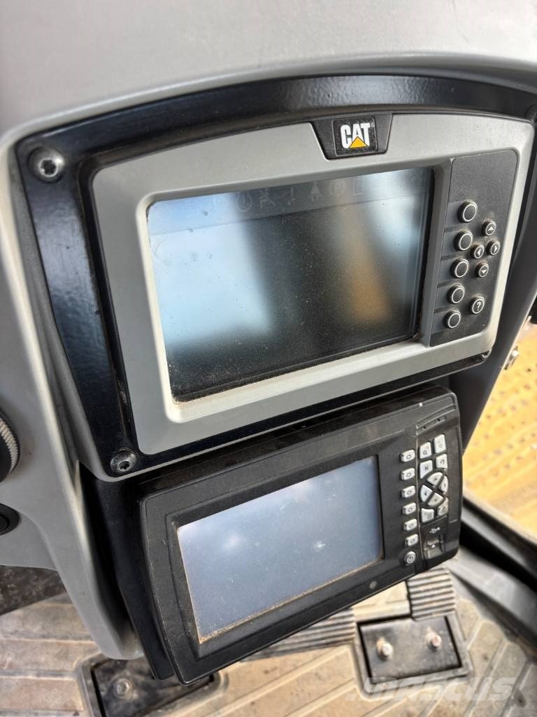 CAT D 6 T LGP Kāpurķēžu buldozeri