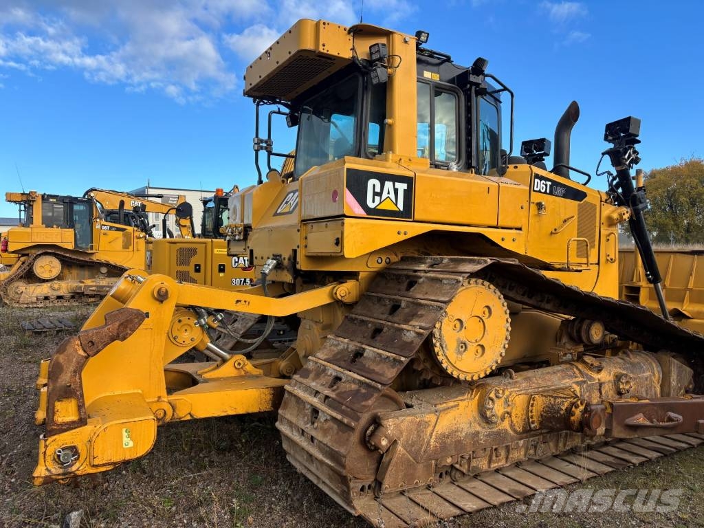 CAT D 6 T LGP Kāpurķēžu buldozeri