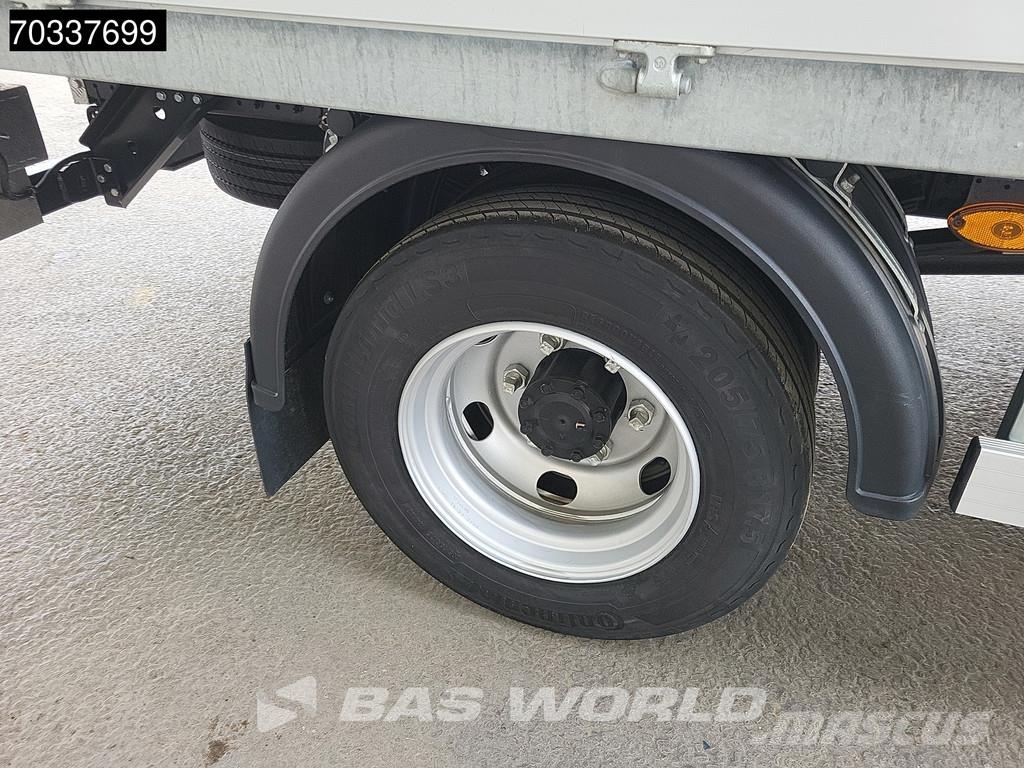 Mitsubishi Canter 7C15 4X2 Full Steel Automatic AC Euro 6 Platte bakwagens