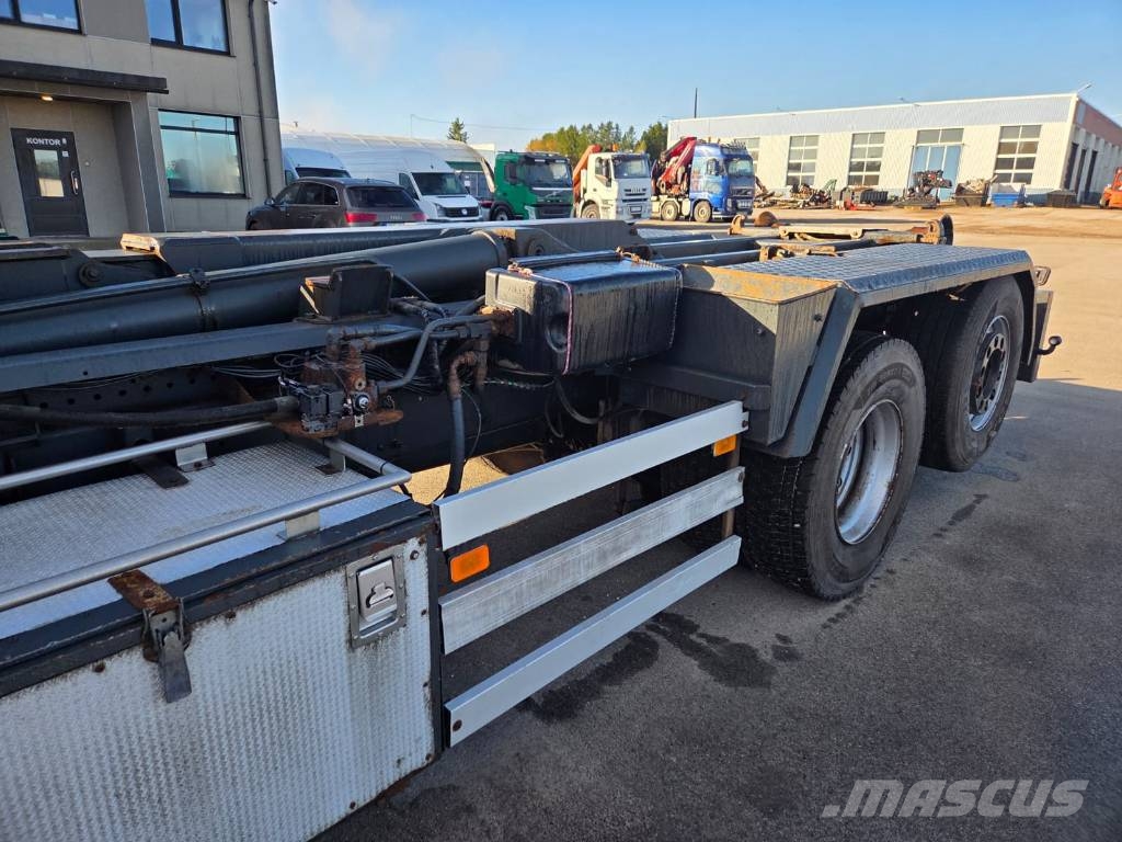 Volvo FM 400 6X2*4 Camion ampliroll