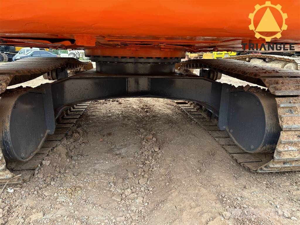 Doosan DX 120 Bagri goseničarji
