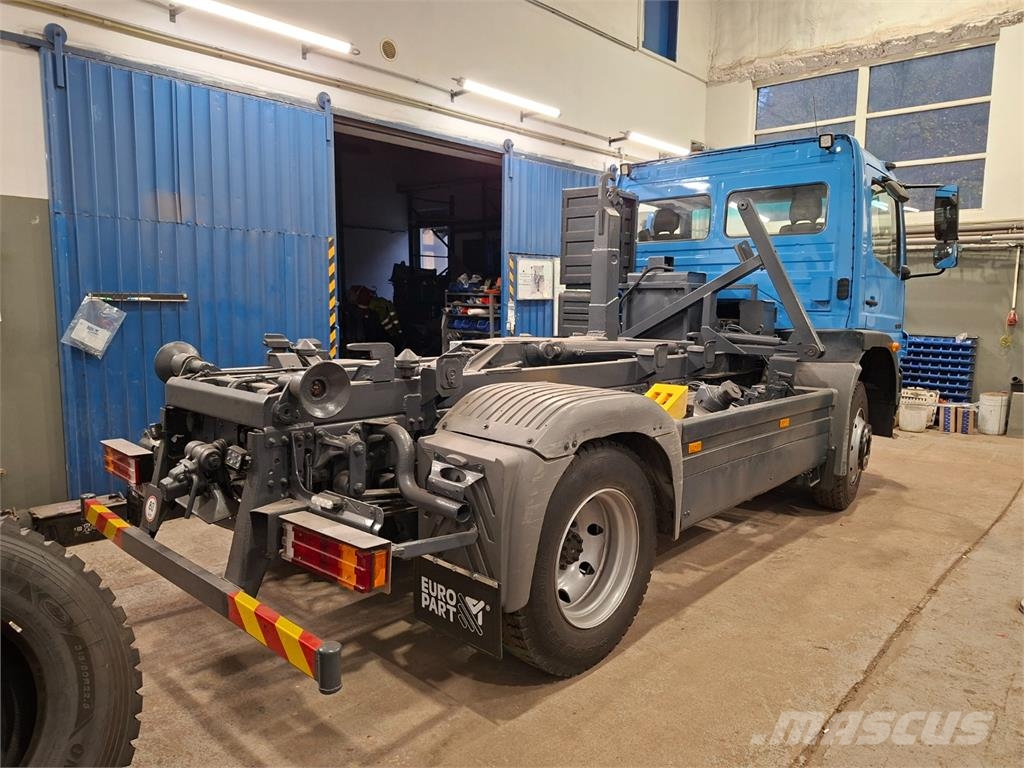 Mercedes-Benz 1018 AK 4X4 + CTS 06-33-S-C-CTS Chassis Caminhões Cabine