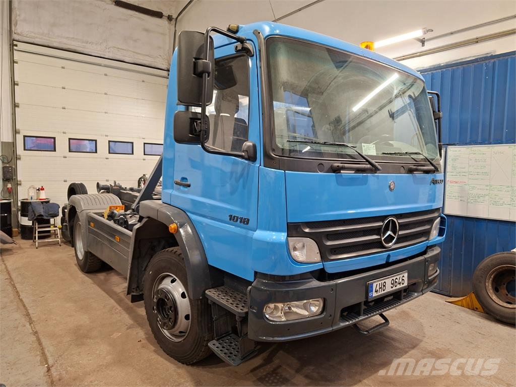 Mercedes-Benz 1018 AK 4X4 + CTS 06-33-S-C-CTS Chassis Caminhões Cabine