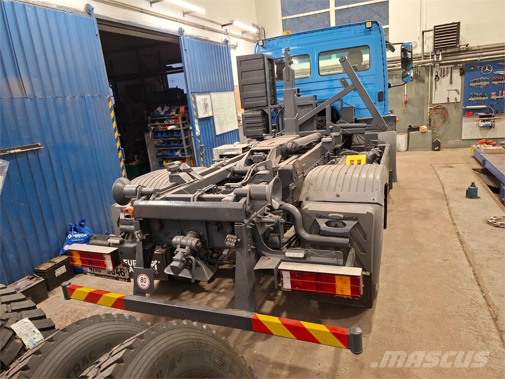Mercedes-Benz 1018 AK 4X4 + CTS 06-33-S-C-CTS Chassis Caminhões Cabine