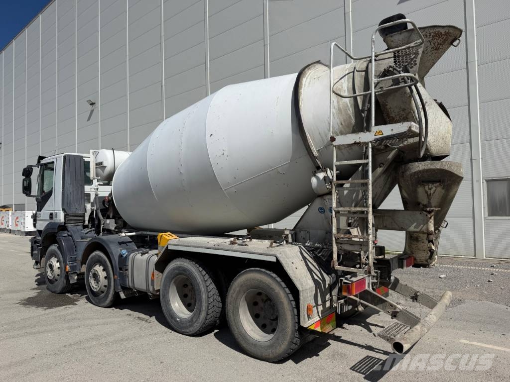Iveco Trakker 400 Kamioni mešalice za beton