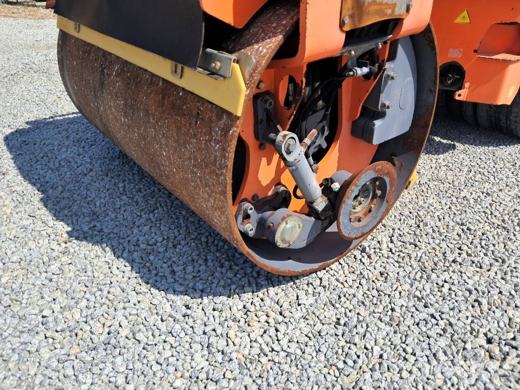 Hamm HD 14 VT BOMAG BW DYNAPAC Porinių būgnų volai