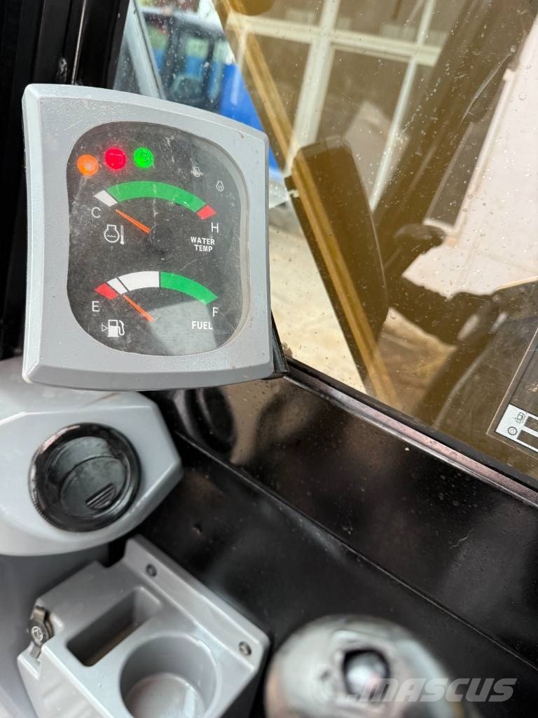 CAT 308 E 2 Kāpurķēžu ekskavatori