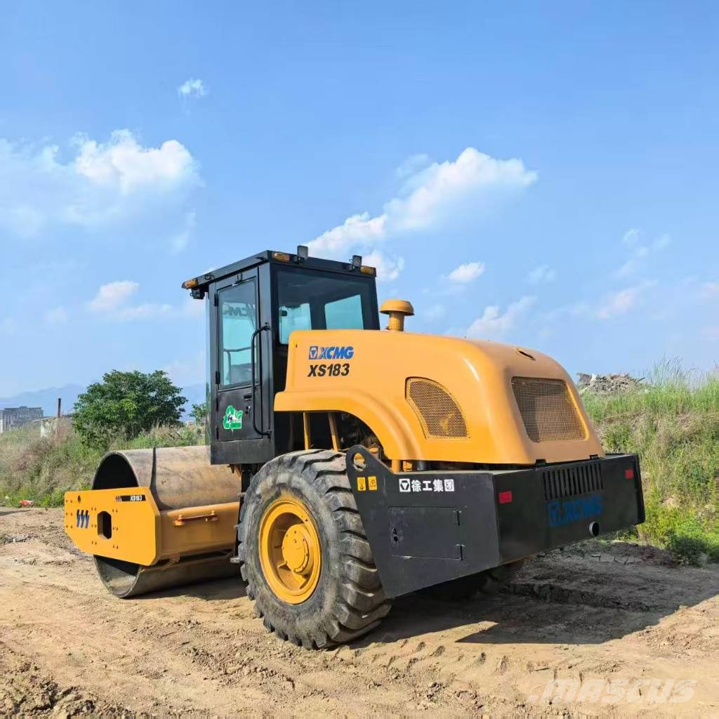 XCMG XS 183 J Vieno būgno volai