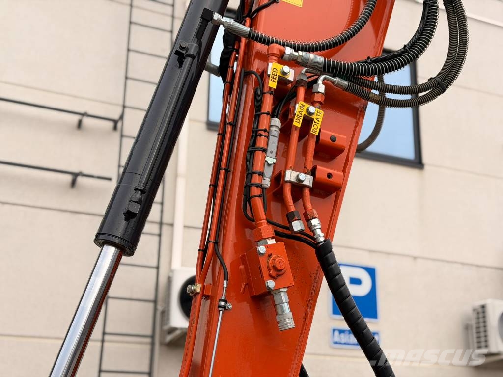 Hitachi ZX 95 US-7 uutta vastaava Közepes (midi) kotrók 7 t - 12 t