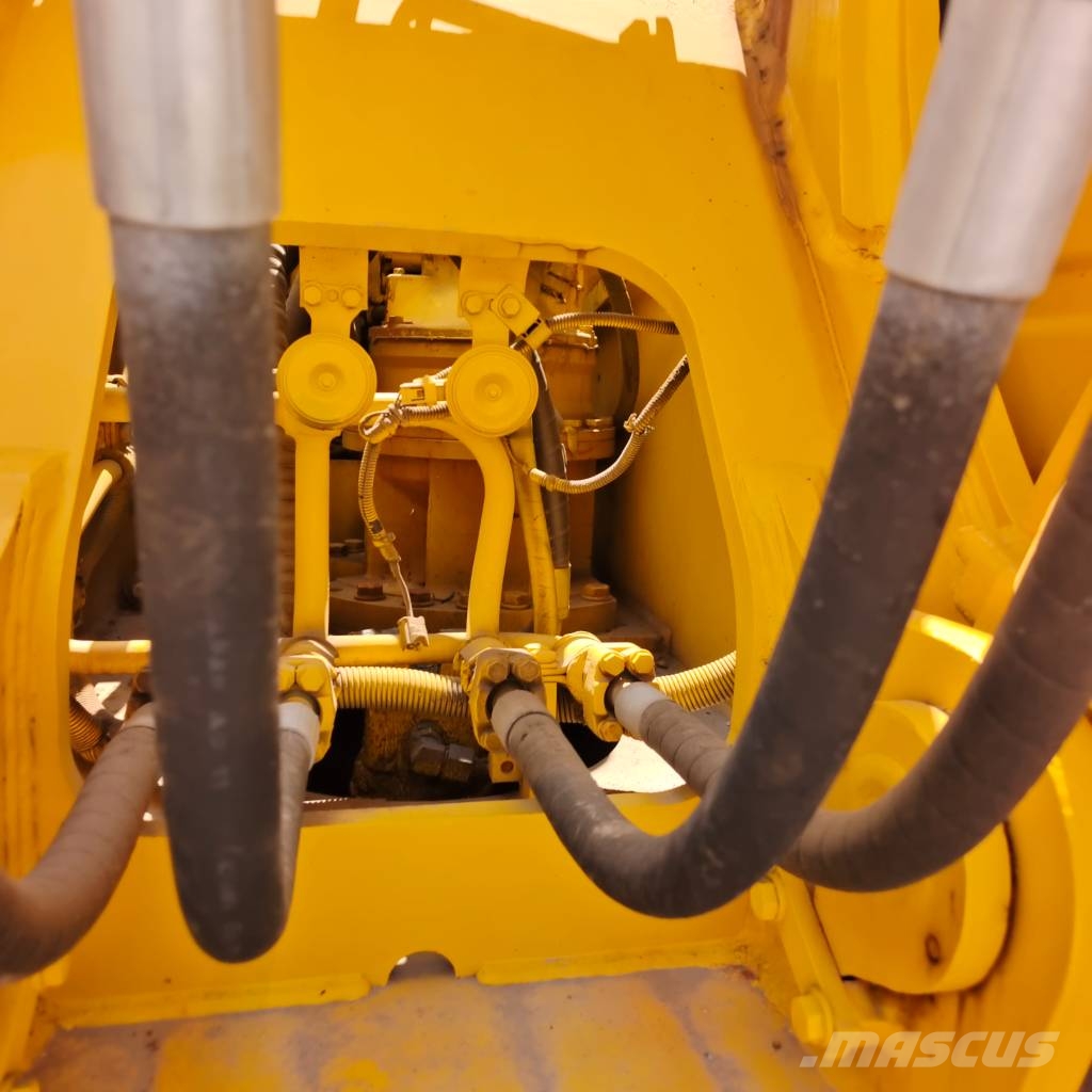 Komatsu PC 240 LC made in Japan 履带挖掘机