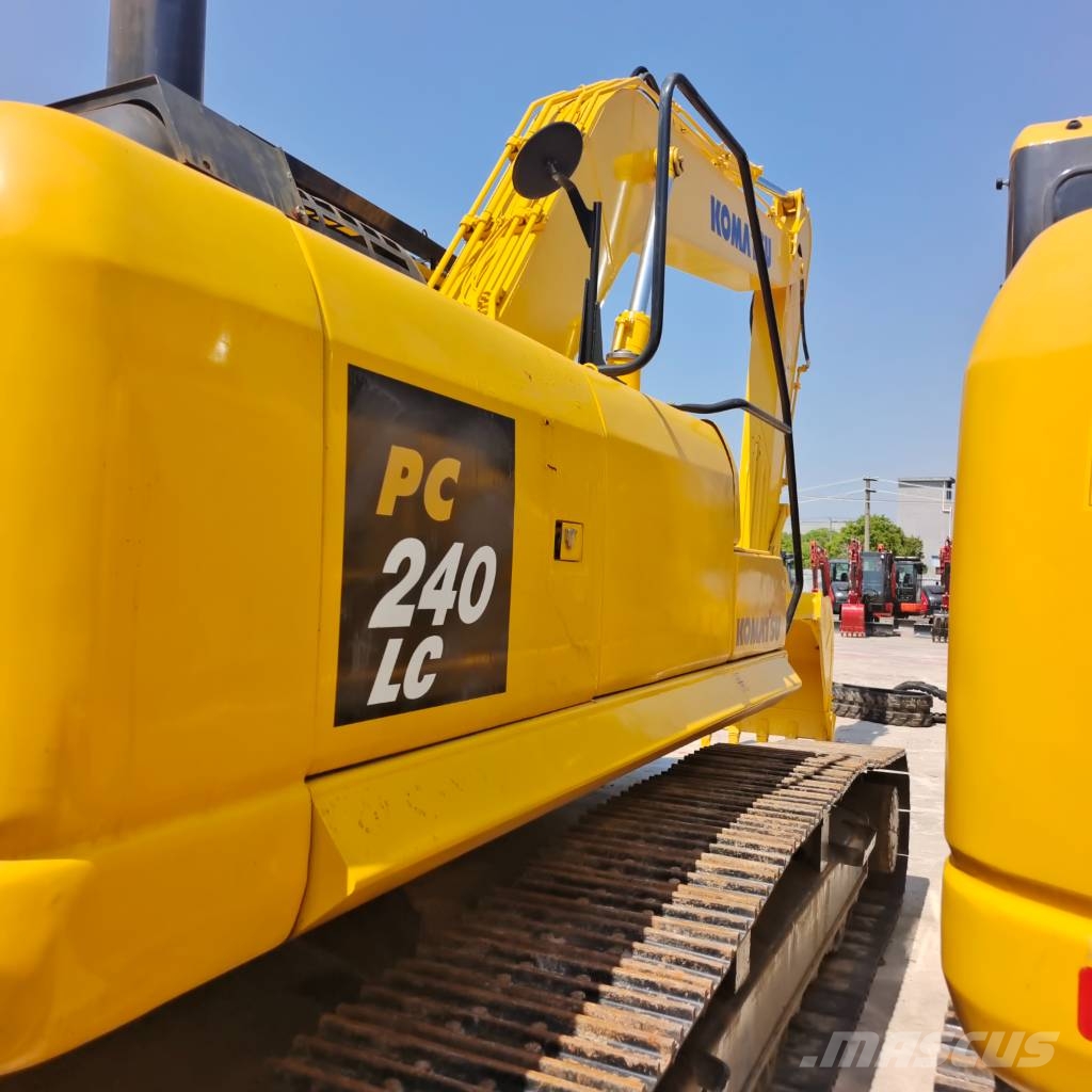 Komatsu PC 240 LC made in Japan 履带挖掘机