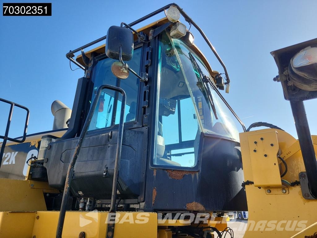 CAT 972 K لوادر بعجل