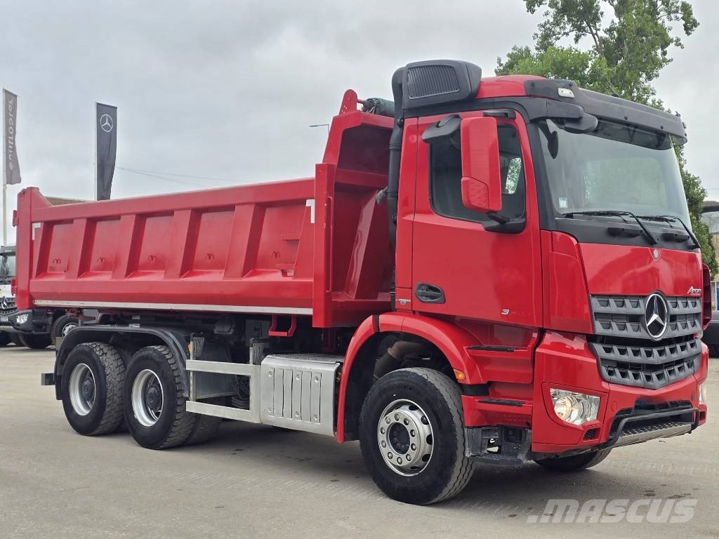 Mercedes-Benz Arocs 3342 Tippbil