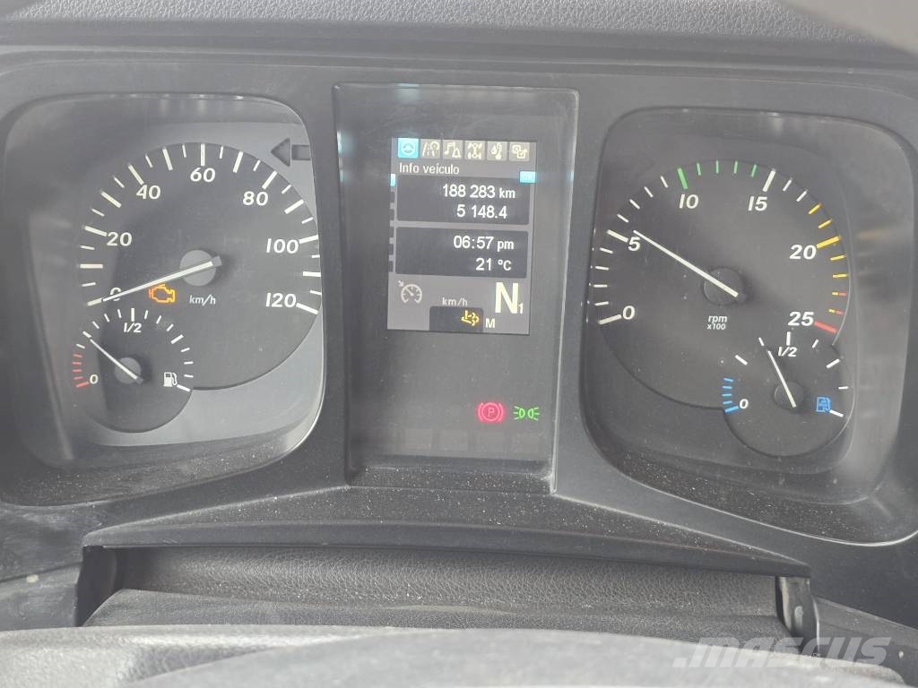 Mercedes-Benz Arocs 3342 Tippbil