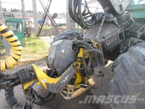 Timberjack 1270B Breaking for parts Chassis and suspension