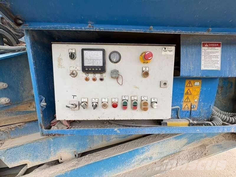 Terex Pegson 428TP Mobile impact crusher Мобильные дробилки