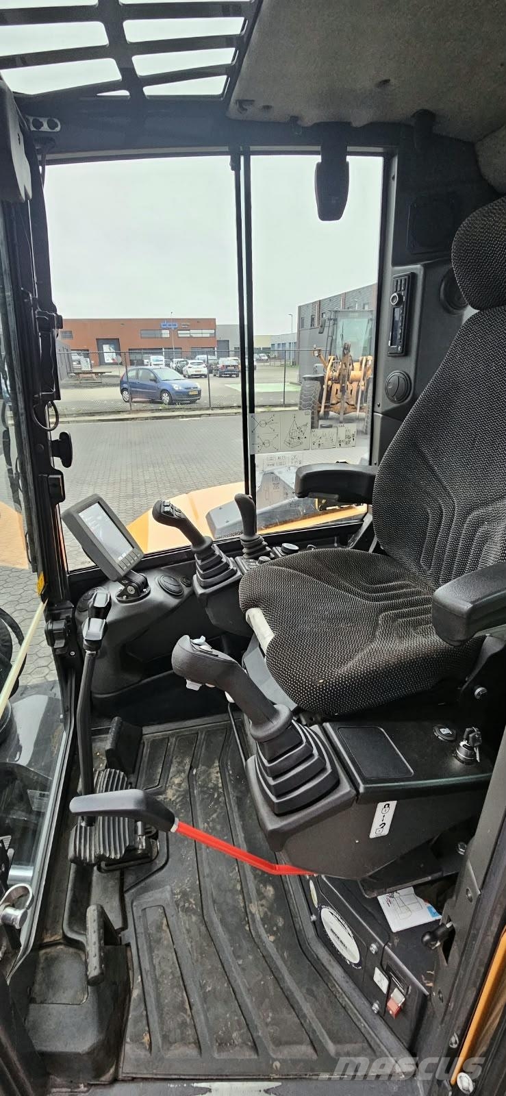 CASE Construction CX65D 2-PB Minigraafmachines < 7t