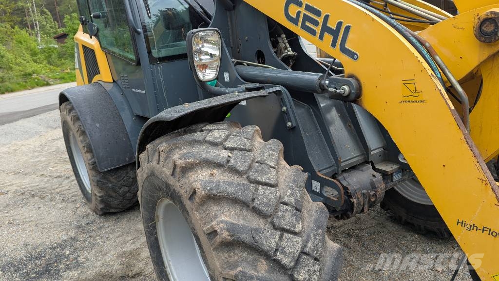 Gehl 750 Wheel loaders