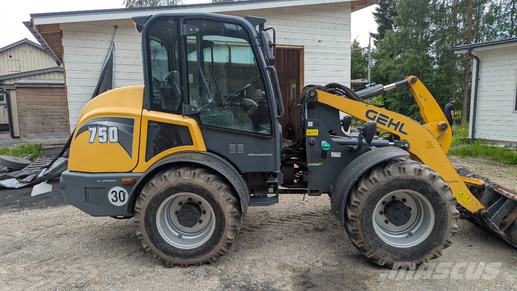 Gehl 750 Wheel loaders
