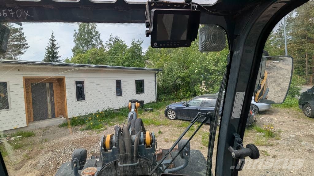 Gehl 750 Wheel loaders
