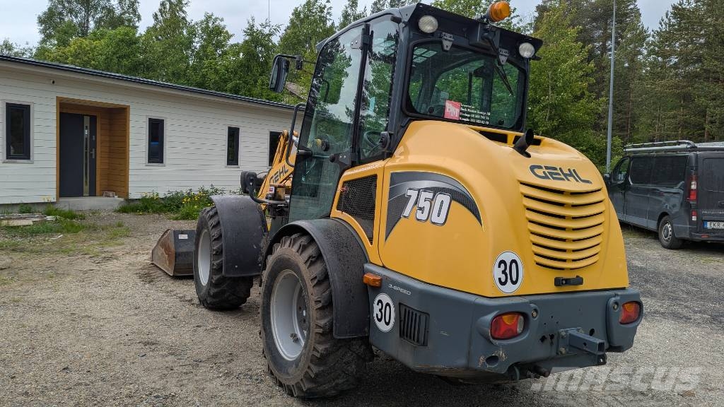 Gehl 750 Wheel loaders
