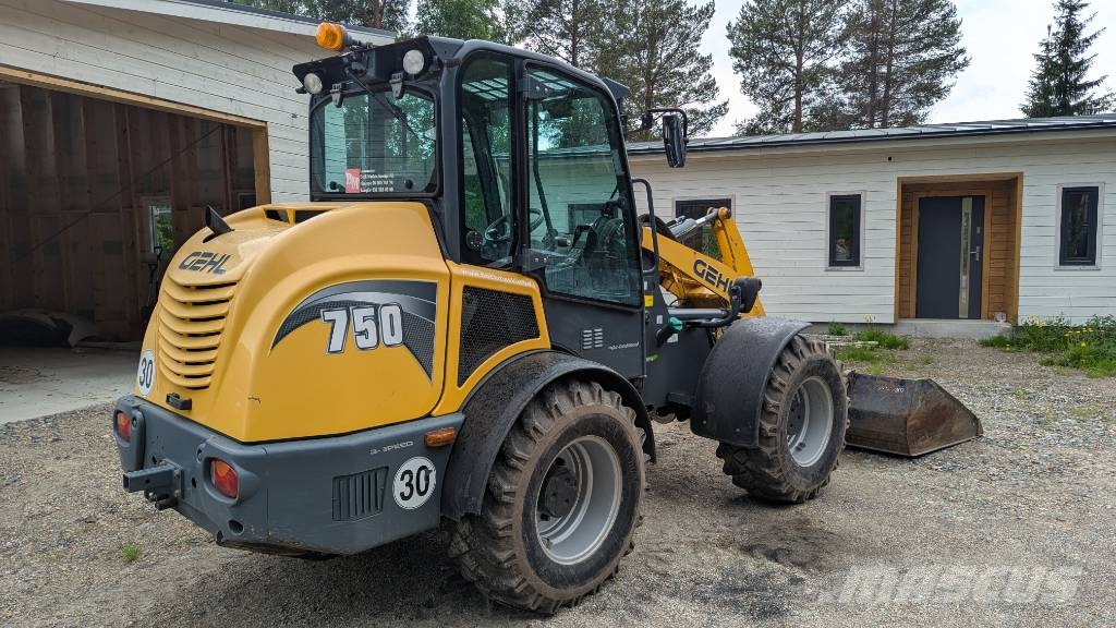 Gehl 750 Wheel loaders