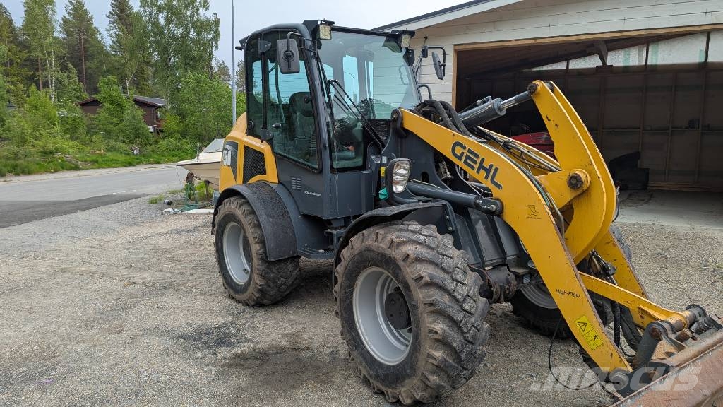 Gehl 750 Wheel loaders